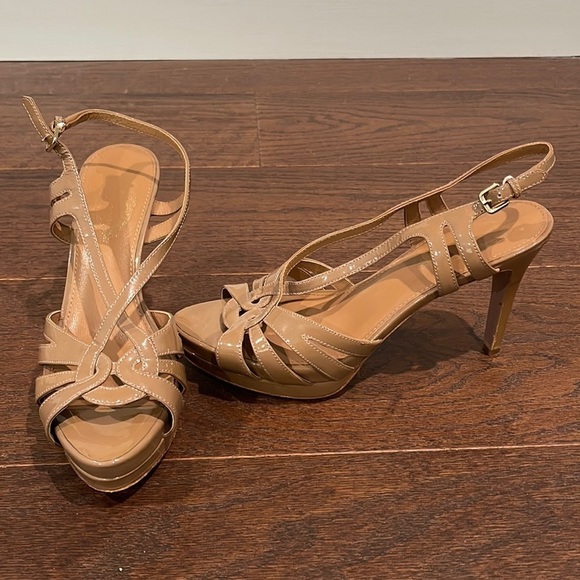 Elie Tahari Nude Sandals size 39/9 - Picture 1 of 8